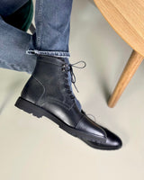 Boots W1